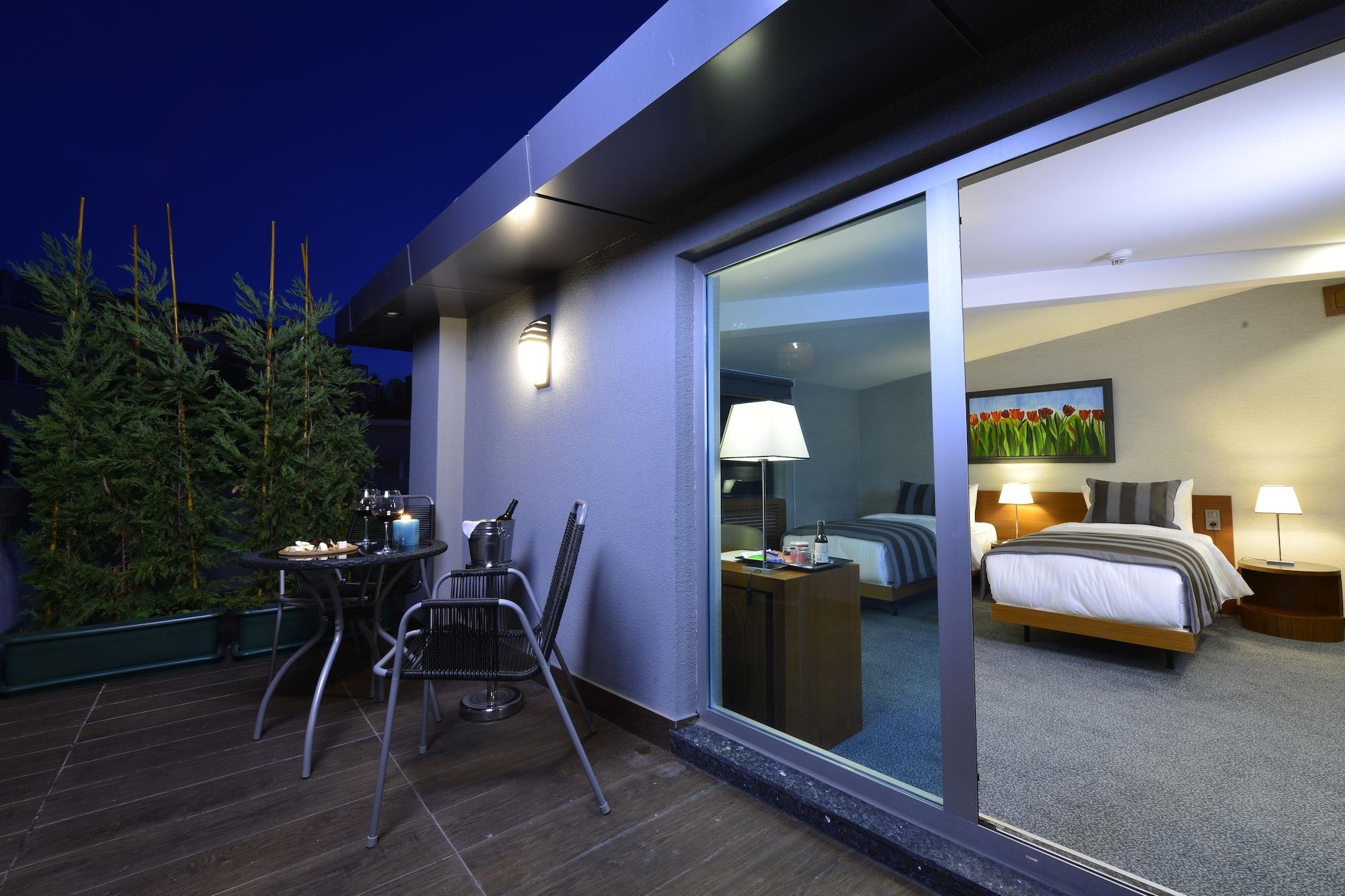 Modus Hotel Истанбул Екстериор снимка