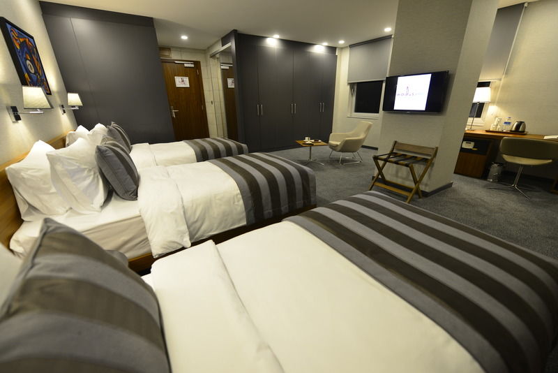 Modus Hotel Истанбул Екстериор снимка